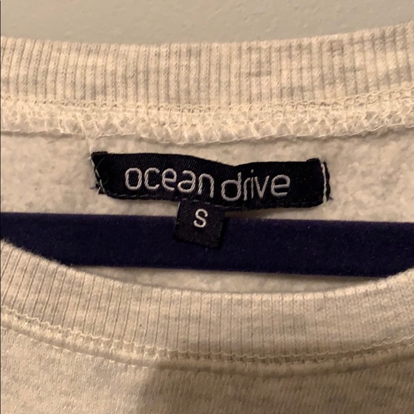 Rainbow sweater - Picture 2 of 3